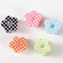 Load image into Gallery viewer, Checkered Flower Assorted Mini Claw Hair Clip Set
