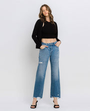 Load image into Gallery viewer, High Rise Dad Jeans
