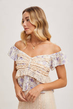 Load image into Gallery viewer, Demure Floral Top
