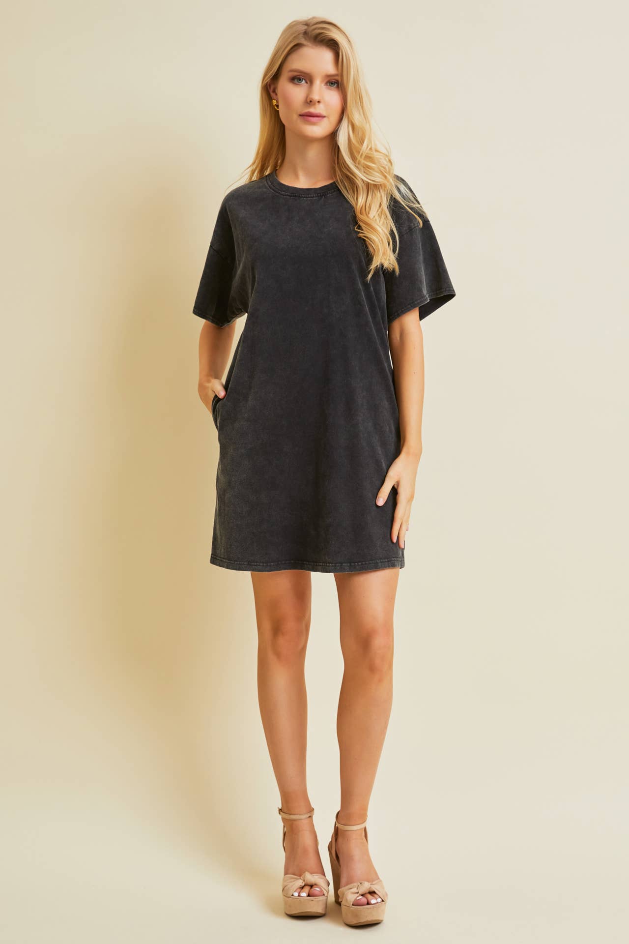 Taylor T-Shirt Dress