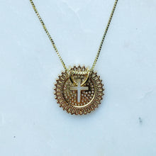 Load image into Gallery viewer, Shine Circle Cross Necklace: Gold
