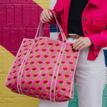 Load image into Gallery viewer, Quilted Tote Bag Pink Floral
