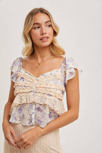 Load image into Gallery viewer, Demure Floral Top
