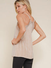 Load image into Gallery viewer, Chardonnay Lace Trim Cami
